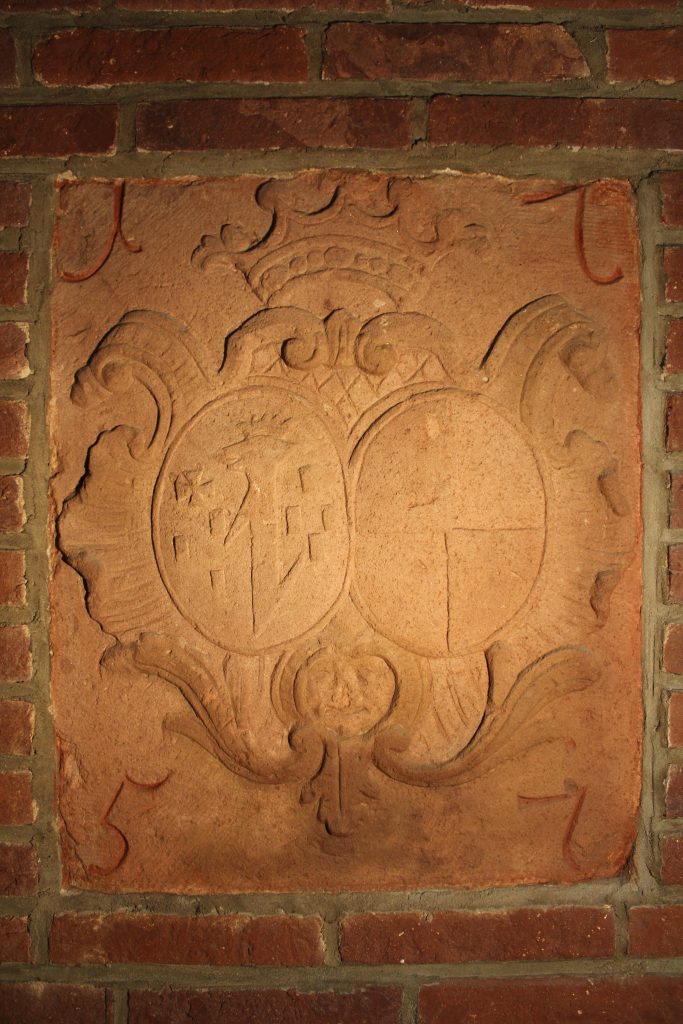 1757 Allianzwappen Franz-Ludwig v. F. und Magdalena von Boyneburga 1757 Allianzwappen Franz-Ludwig v. F. und Magdalena von Boyneburga